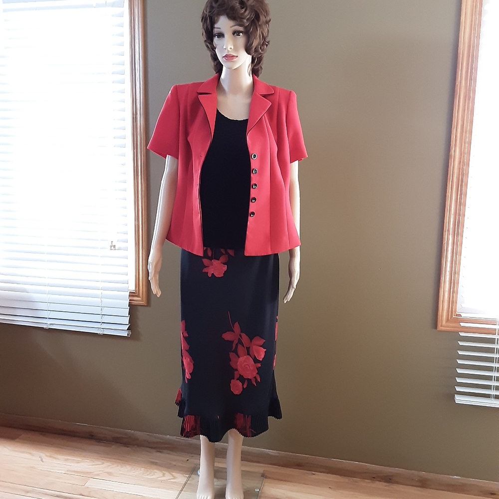 STUDIO I #258 Set Skirt,Jacket,Top Sz 6 Preowned Good Condition Red/Black